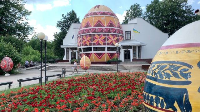 Kolomyya Pysanka Museum3
